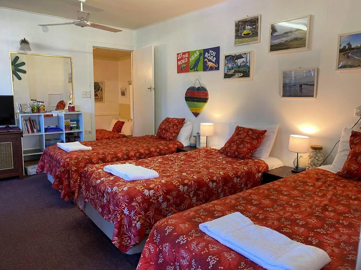Bundaberg Coral Villa Motor Inn Motel